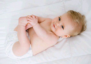 Основные навыки развития ребенка в 3 месяца: что должен уметь малыш? Норма физиологического и психоэмоционального развития