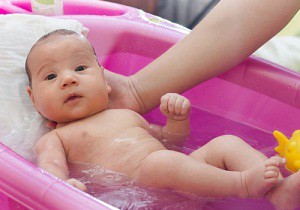 как часто купать новорожденного ребенка