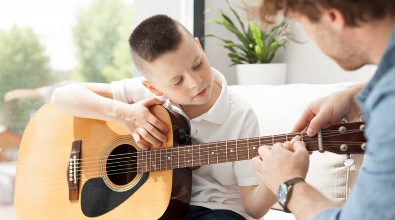 Выбор первой гитары для начинающих: инструкция по поиску идеального инструмента